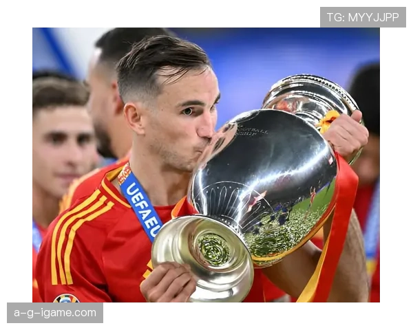 巴黎中场鲁伊斯状态回暖，强势助力球队冲击多项荣誉